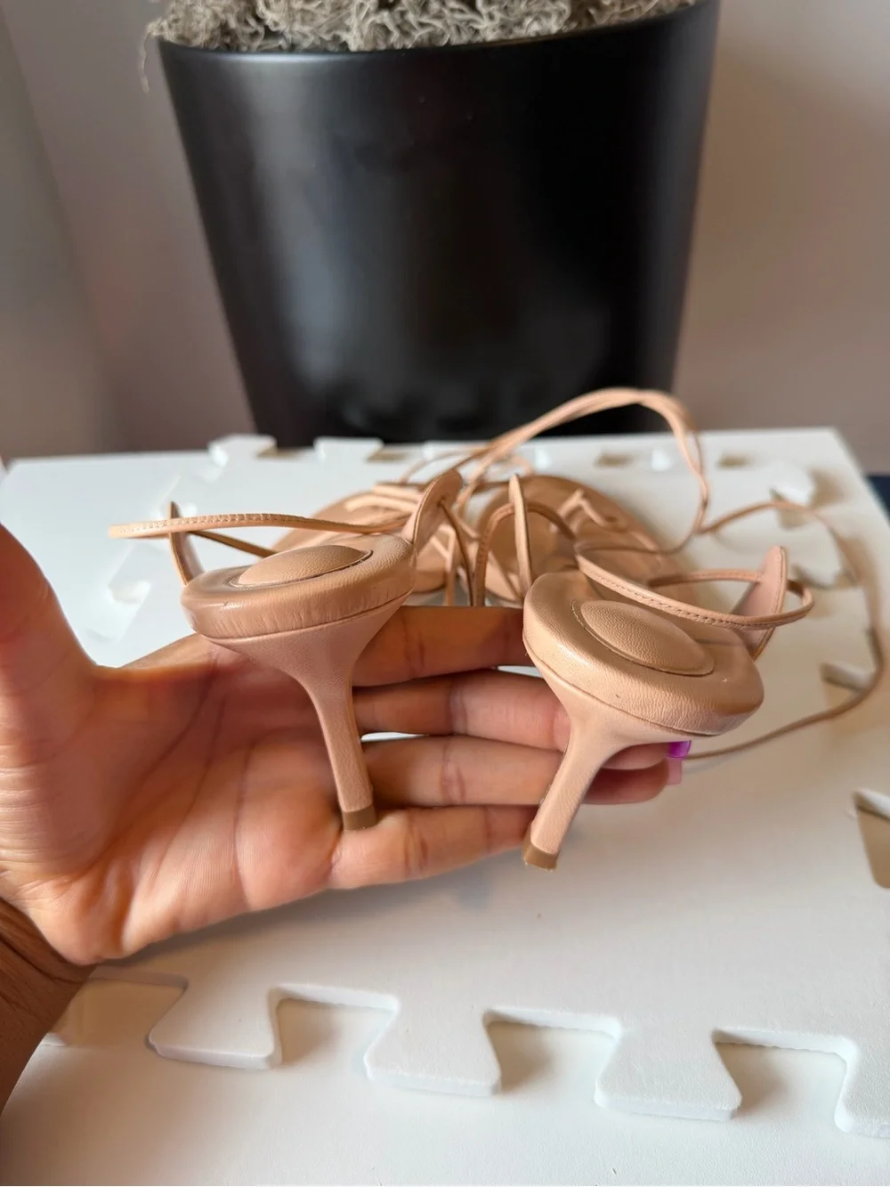 Alexander Wang Nude Pink Leather Thong Sandals - Picture 5 of 6